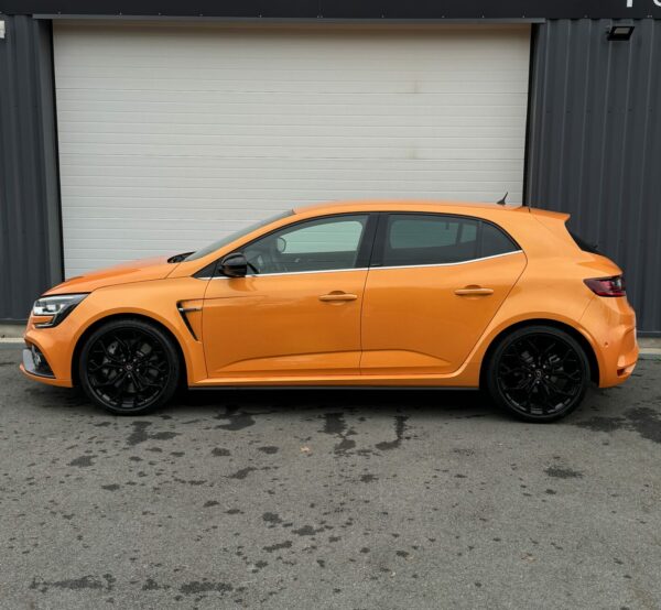 renault-megane-4-rs-orange