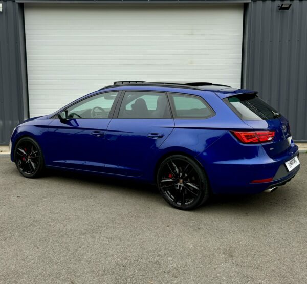 Seat Leon Cupra 300 ST