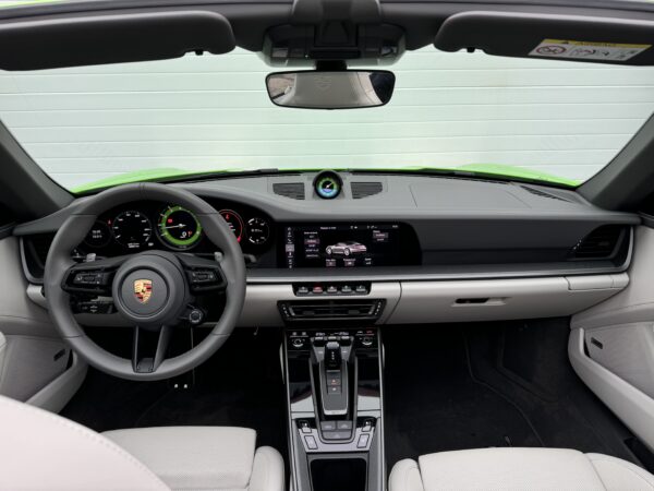 Porsche-911-Carrera-S-Type-922 Cabriolet-interieur