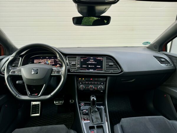 seat-leon-cupra-interieur