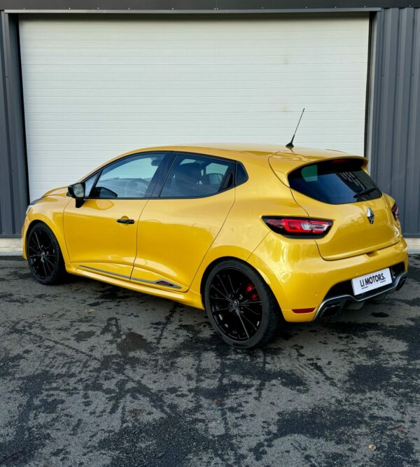 Renault Clio 4 RS Trophy jaune sirius